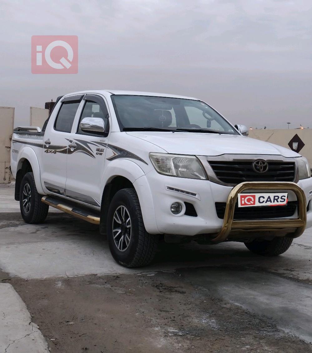 تويوتا هايلوكس